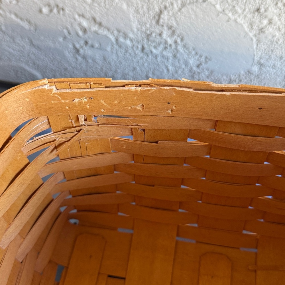 Longaberger Cake Basket and Lid - Picture 10 of 11